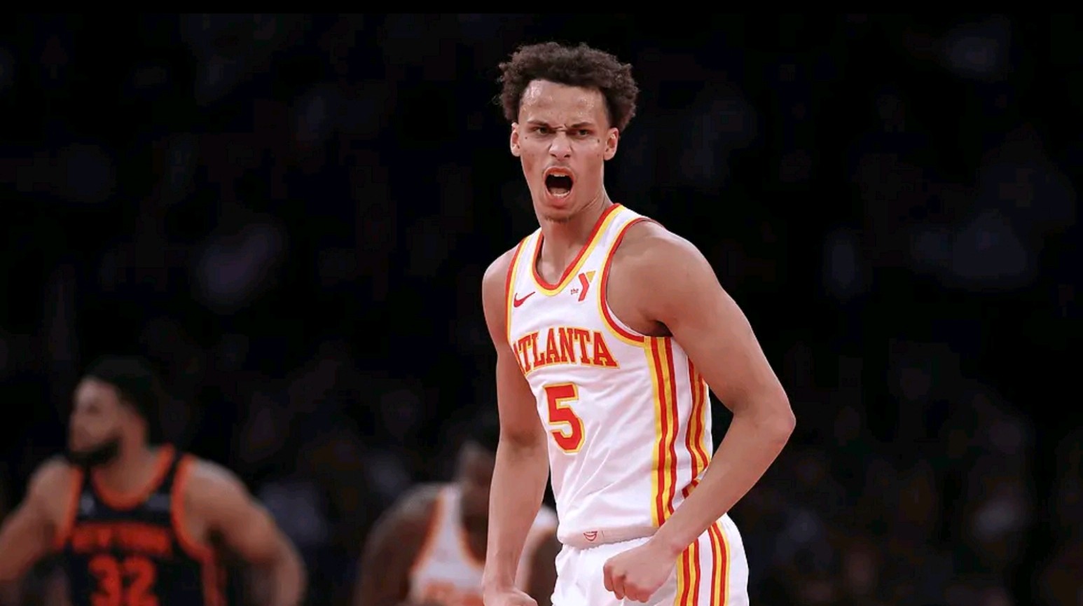 西蒙斯狂砍三连败分，老鹰迎来新赛季高光！的简单介绍