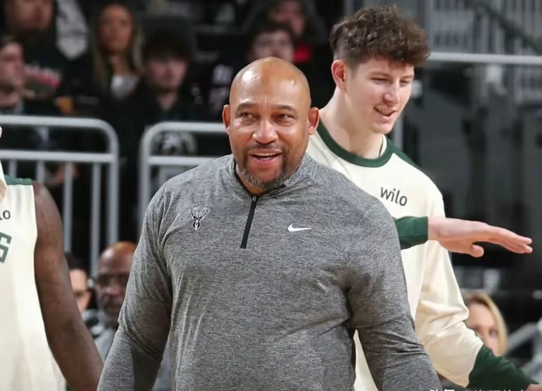 关于纽约尼克斯抢七大战小胜俄克拉荷马城雷霆,阿尔卡拉斯砍下10记关键球,全场沸腾的信息